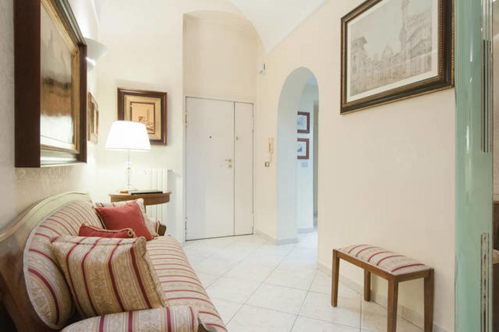 Turenum Apartment Trani Eksteriør bilde