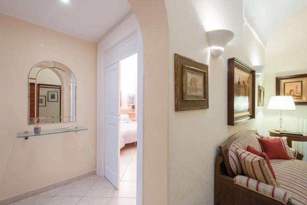 Turenum Apartment Trani Eksteriør bilde