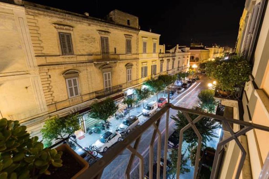Turenum Apartment Trani Eksteriør bilde